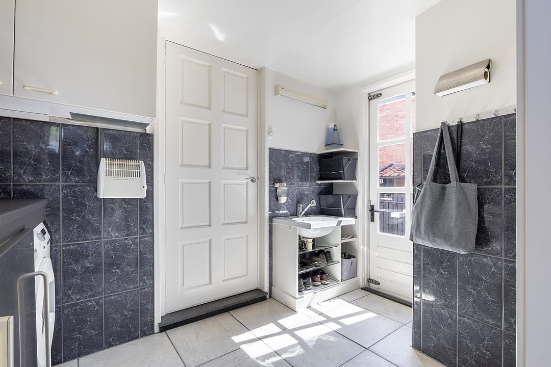 Foto 16 van Wijkerstraatweg 243