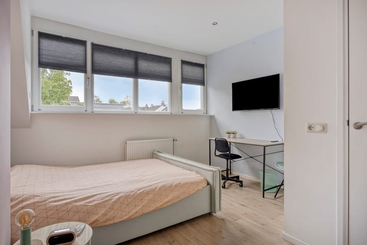 Foto 35 van Clarastraat 31