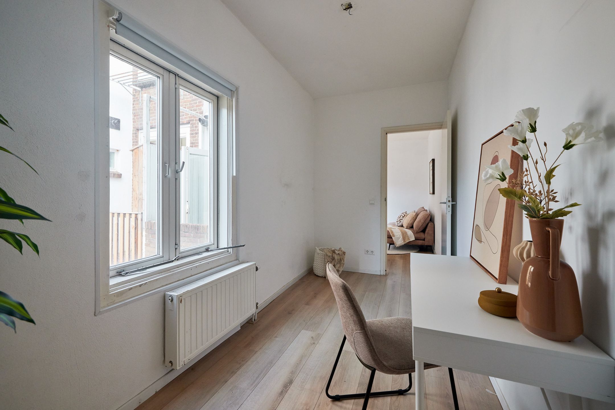 Photo 21 of Menadostraat 20