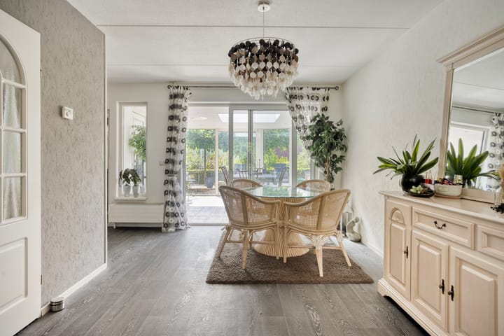 Vrijstaande woning te koop: Oesterputten 14, Terneuzen