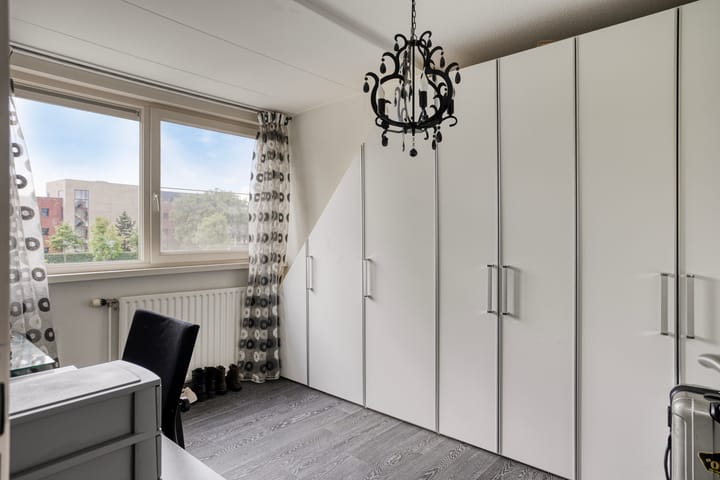 Vrijstaande woning te koop: Oesterputten 14, Terneuzen