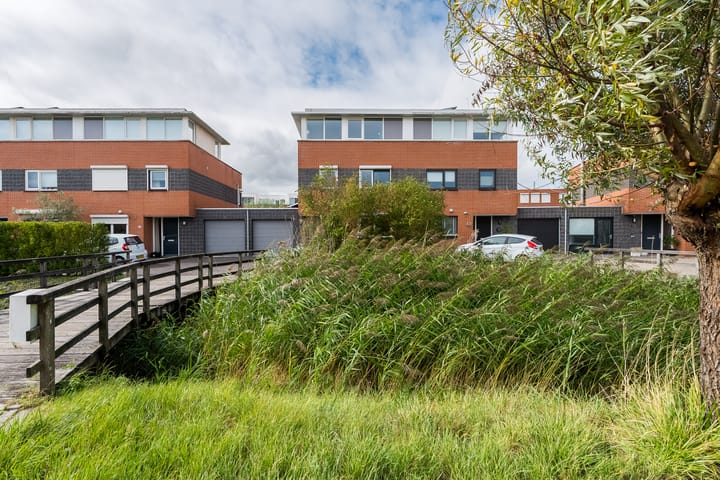 Photo 6 of Fluitekruidstraat 46