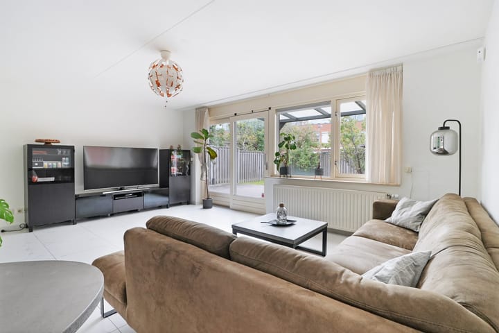 Photo 15 of Fluitekruidstraat 46