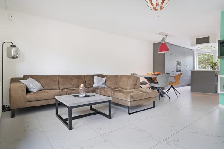 Photo 14 of Fluitekruidstraat 46