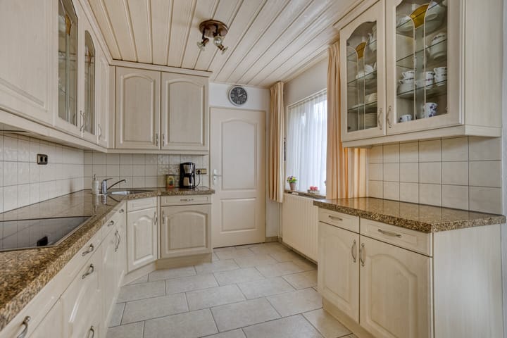 Photo 15 of Smidse 16