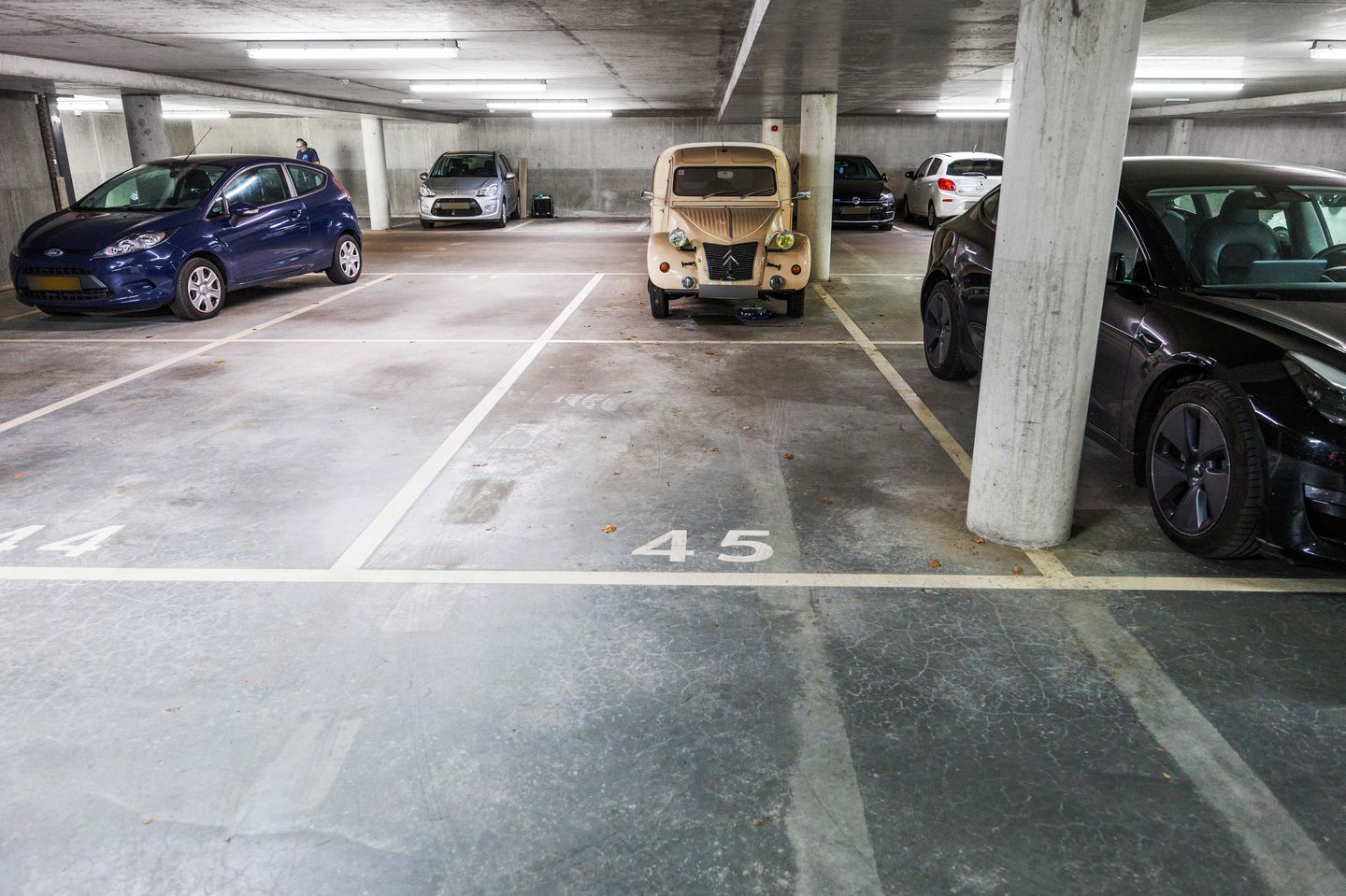 Foto 29 van Grote Beerstraat 173-64