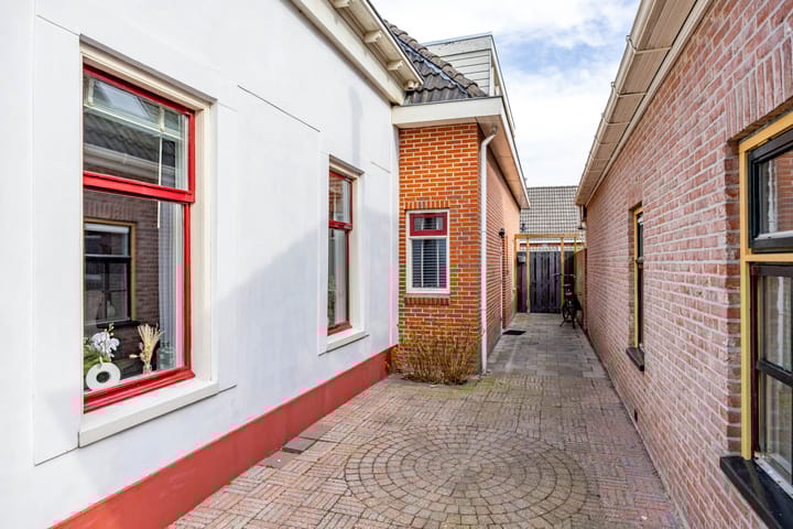 Foto 4 van Schoolstraat 40