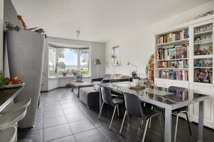 Foto 3 van Loveren 6