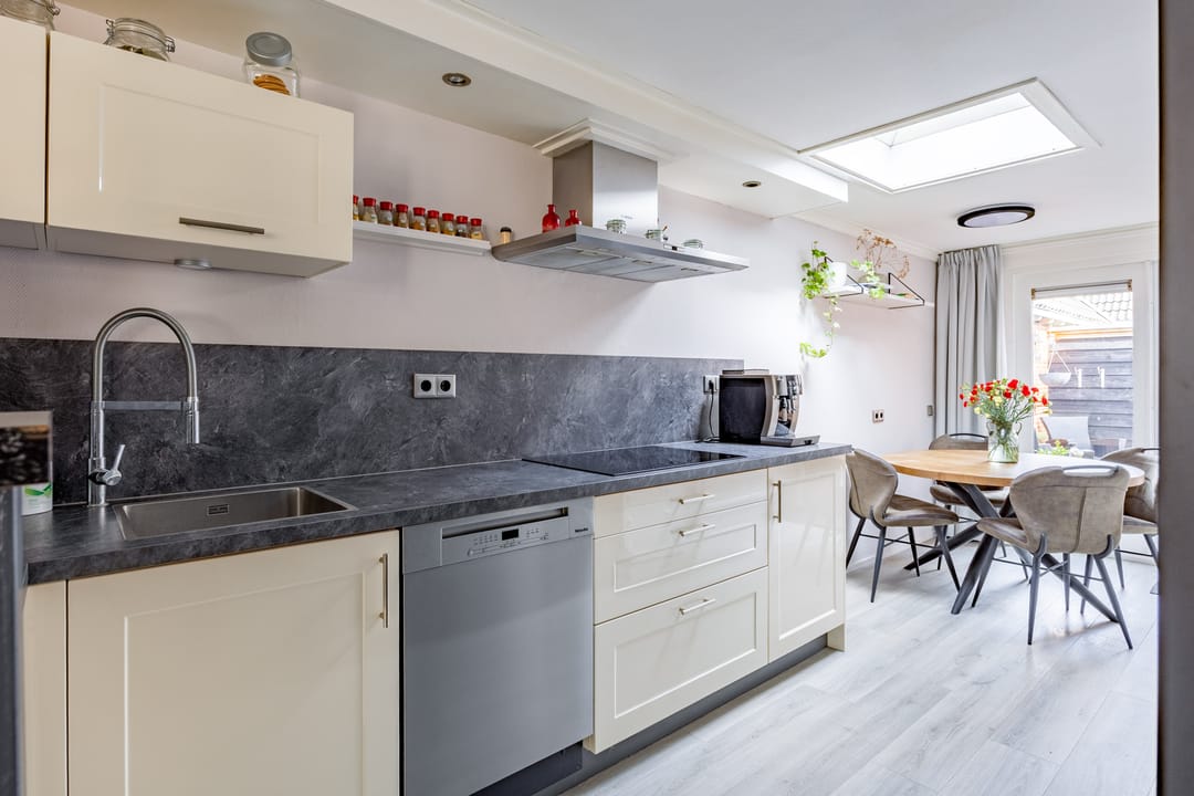 Foto 13 van Schoolstraat 40