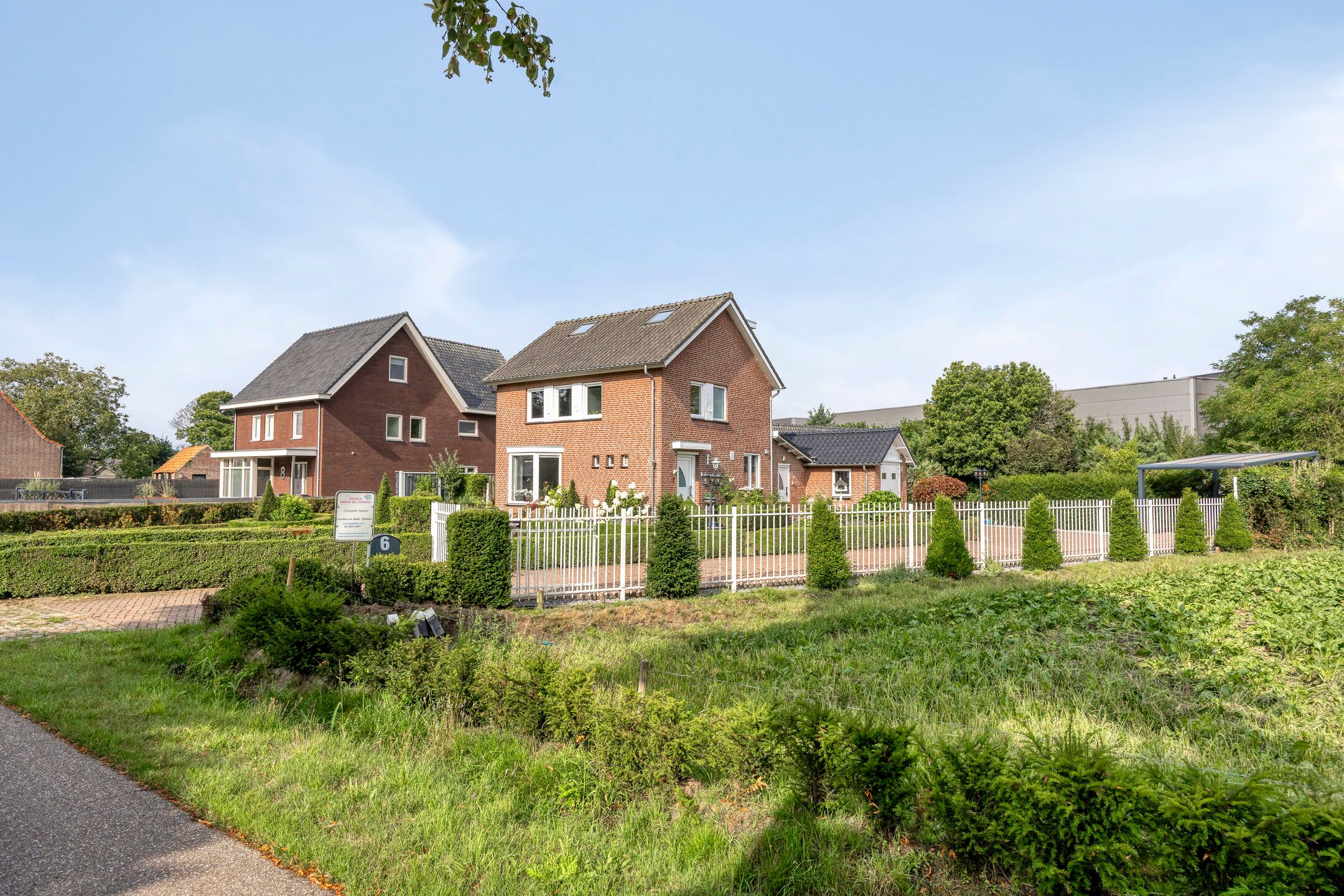 Foto 12 van Loveren 6