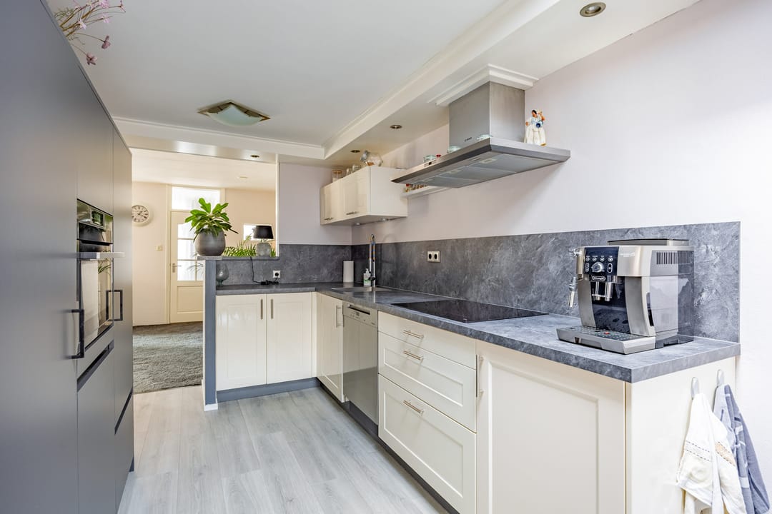 Foto 16 van Schoolstraat 40