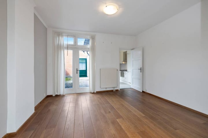 Foto 15 van Wolfstraat 25-B