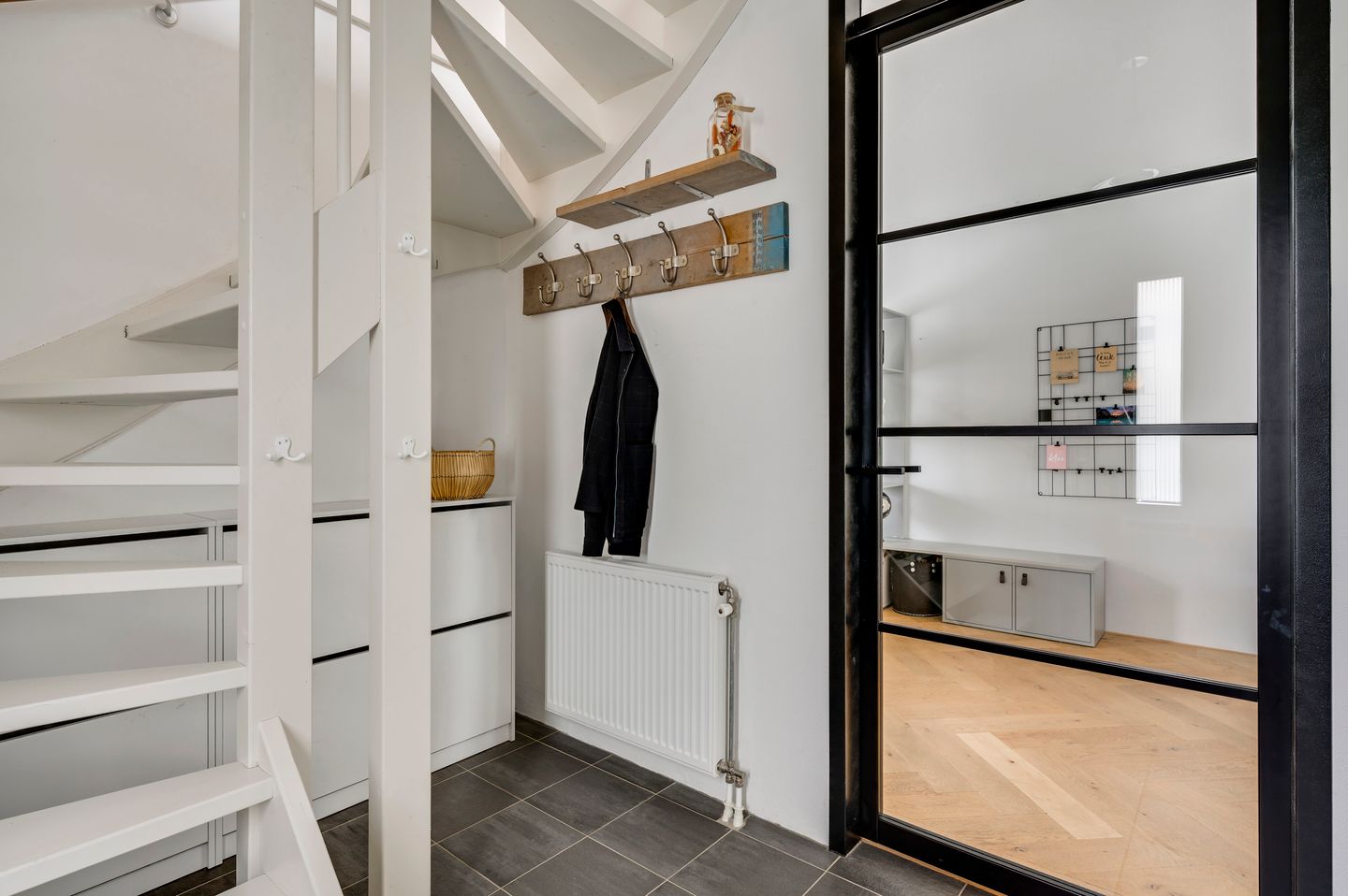 Foto 10 van Maria Theresiastraat 13