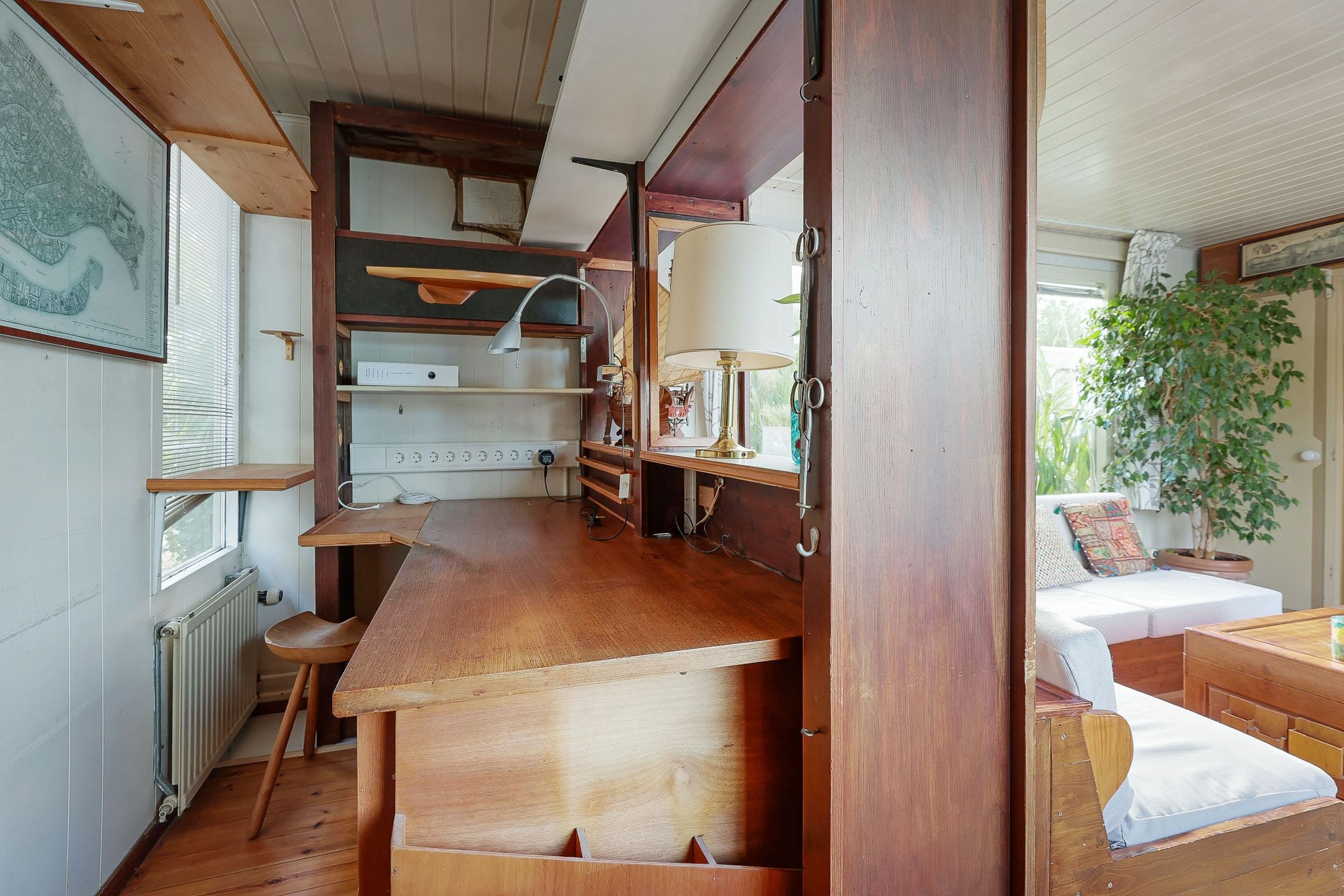 Foto 9 van Lange Muiderweg 563-S