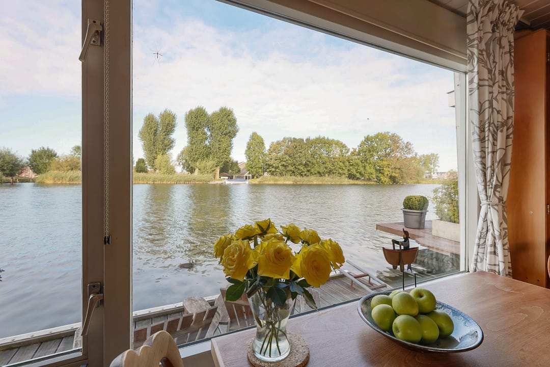 Foto 13 van Lange Muiderweg 563-S