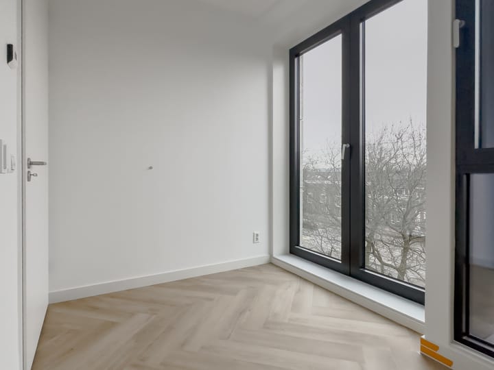 Foto 10 van Niemeyerstraat 44