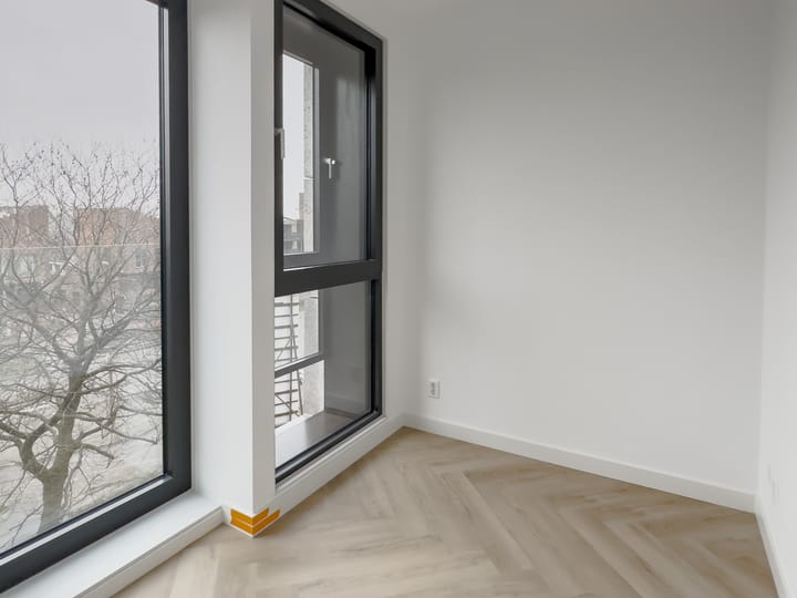 Foto 11 van Niemeyerstraat 44