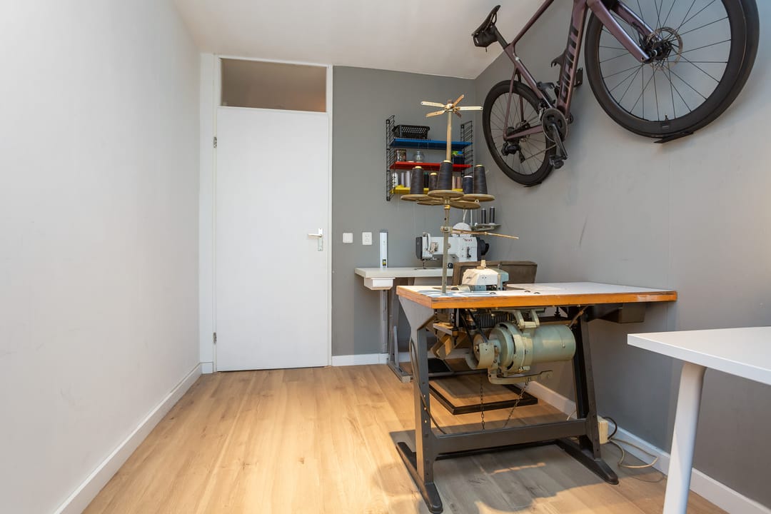 Photo 13 of Atjehstraat 78