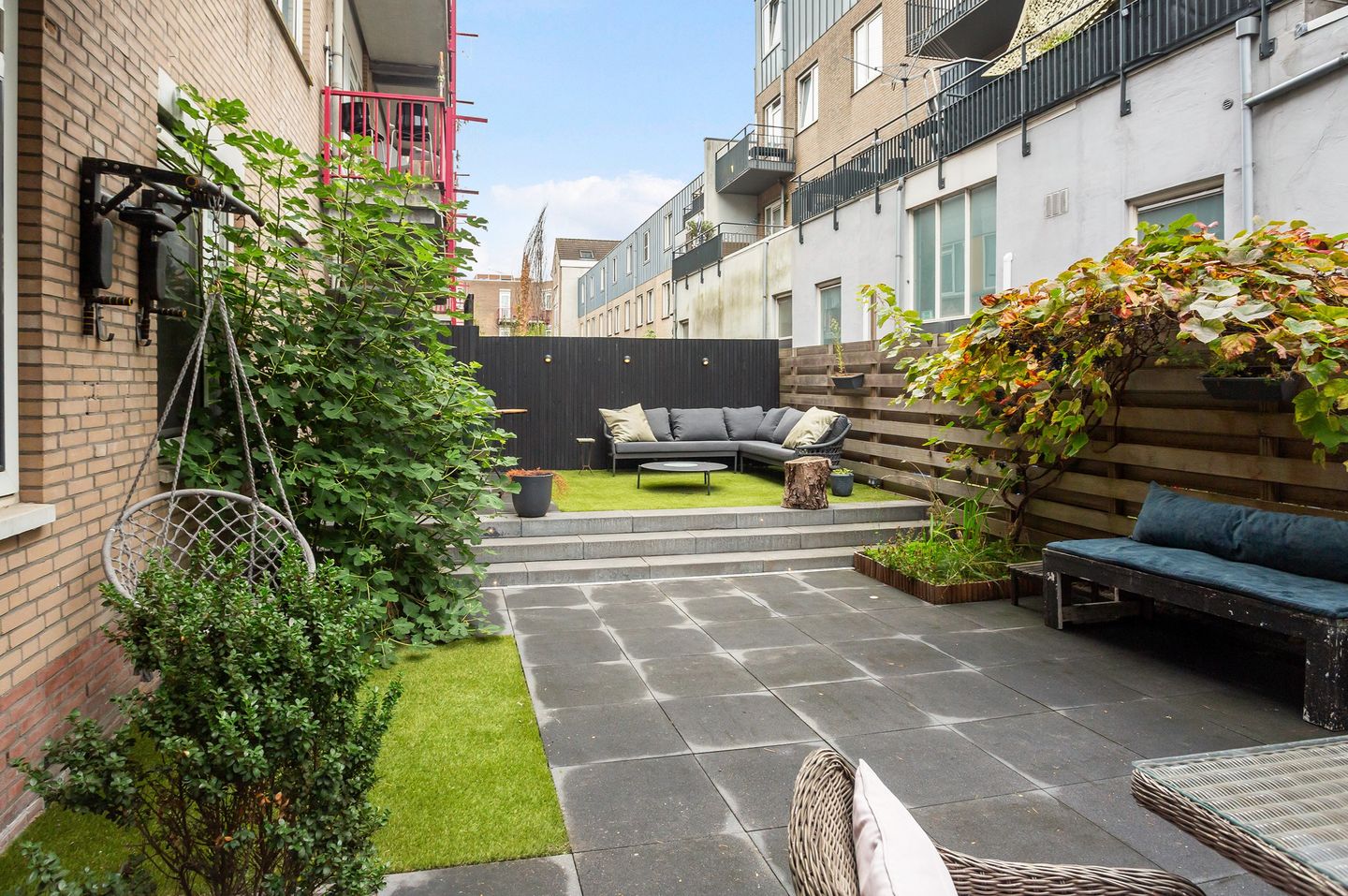 Photo 20 of Atjehstraat 78