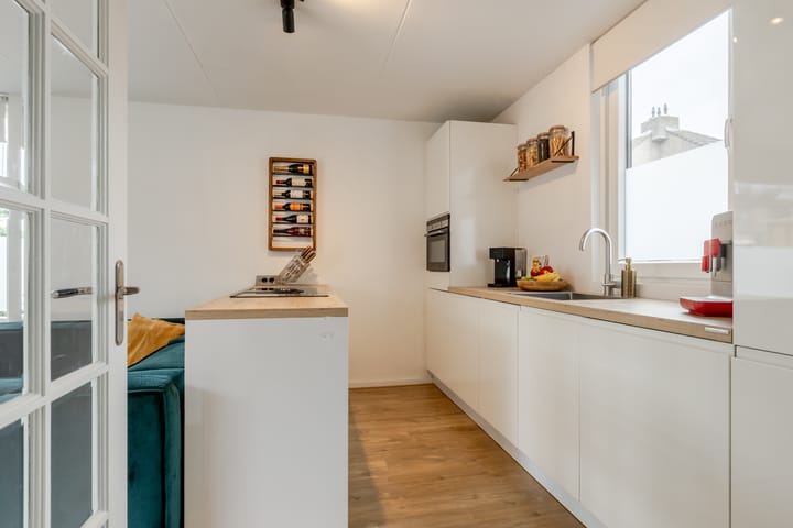 Foto 11 van Prins Clausplein 12