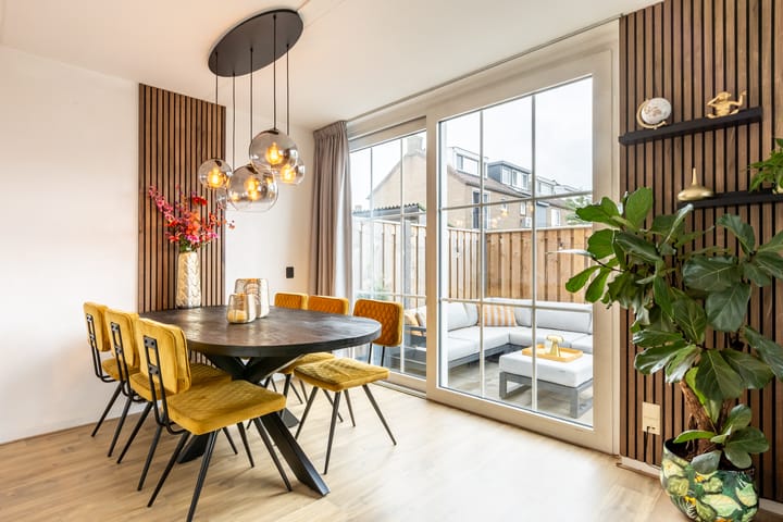 Foto 20 van Prins Clausplein 12