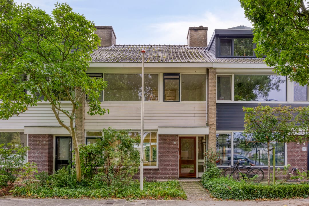 Photo 1 of Bisschop Zwijsenplein 3