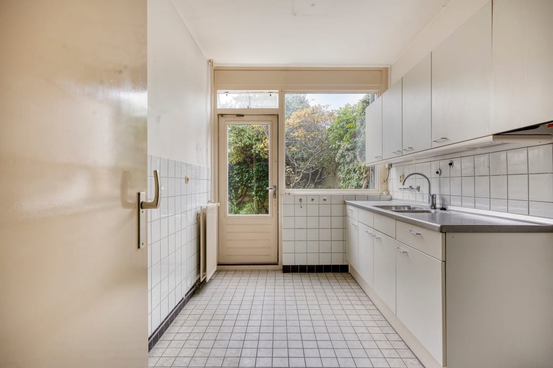 Photo 11 of Bisschop Zwijsenplein 3