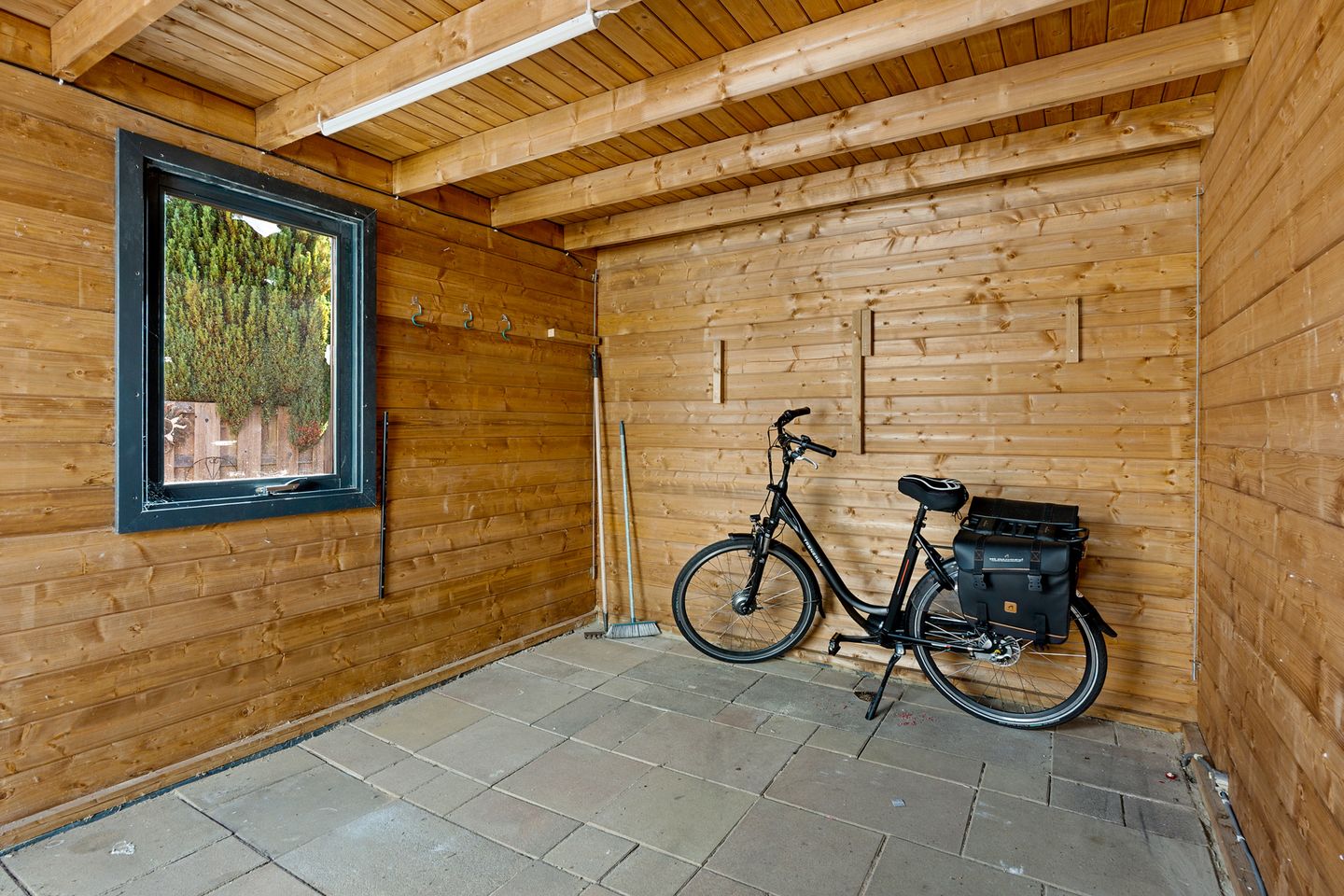 Photo 35 of Iemingecamp 4