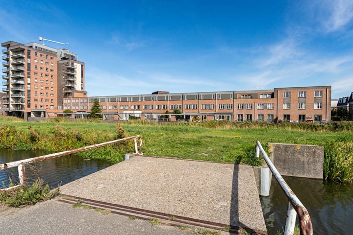 Photo 10 of Fluitschiplaan 395