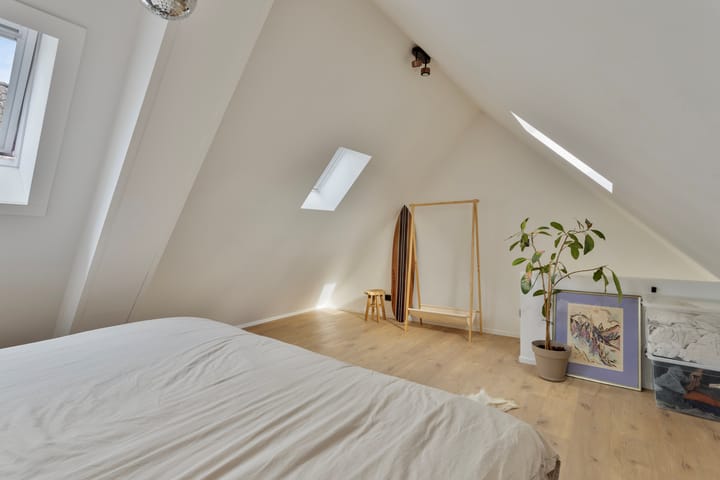 Photo 18 of Hoogzwanenstraat 137