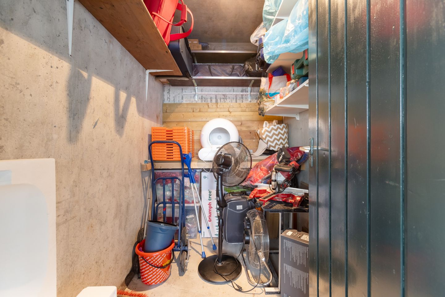 Foto 35 van Essenburg 28