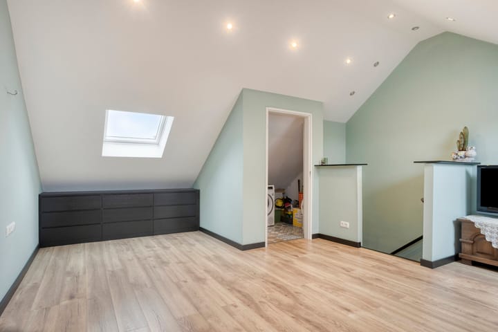 Photo 33 of Wolvepad 16