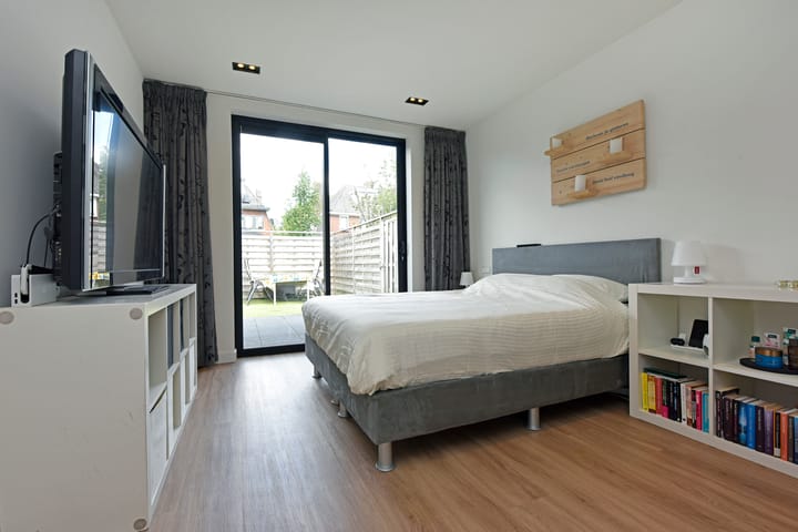 Photo 20 of Beatrixstraat 67