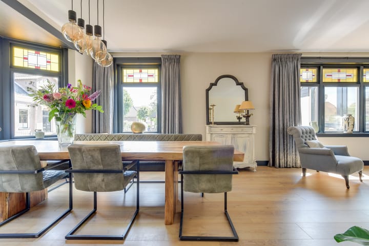 Photo 8 of Raadhuisstraat 25