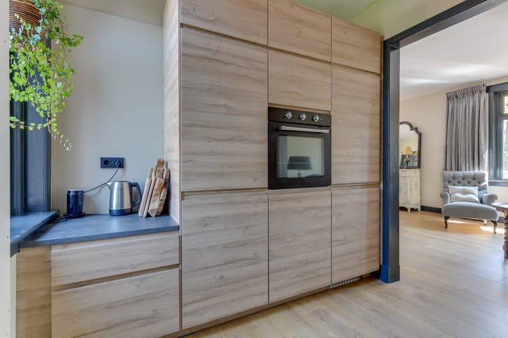 Photo 15 of Raadhuisstraat 25