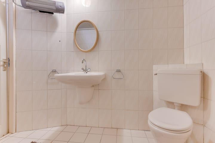 Photo 30 of Raadhuisstraat 25