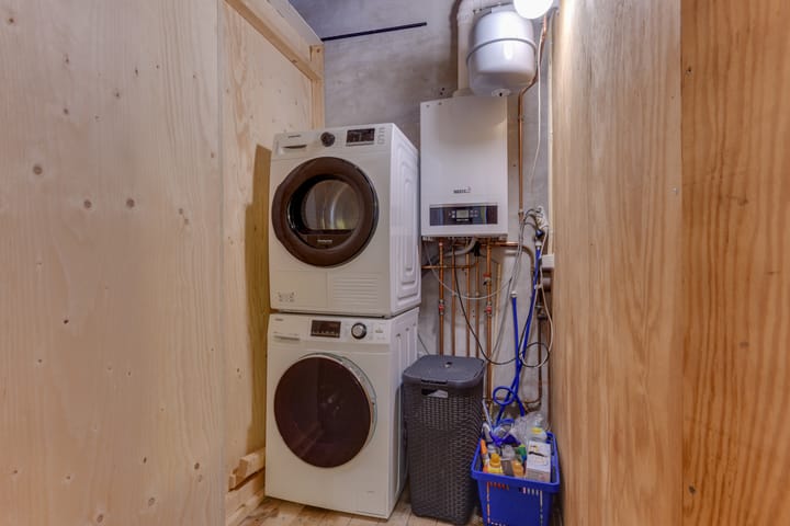 Photo 32 of Raadhuisstraat 25