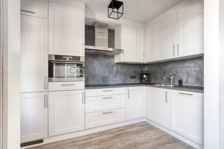 Photo 11 of Wilhelminastraat 1