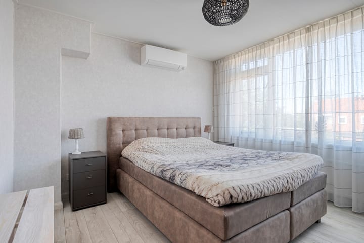 Photo 16 of Wilhelminastraat 1