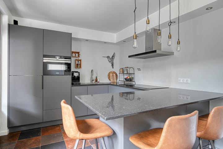 Foto 13 van Burg. Janssenring 56