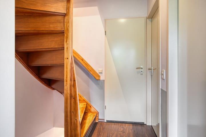 Foto 16 van Burg. Janssenring 56