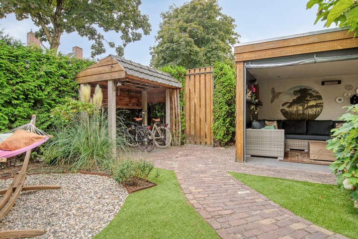 Foto 30 van Burg. Janssenring 56