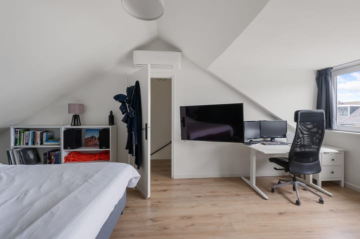 Foto 23 van Saffierstraat 156