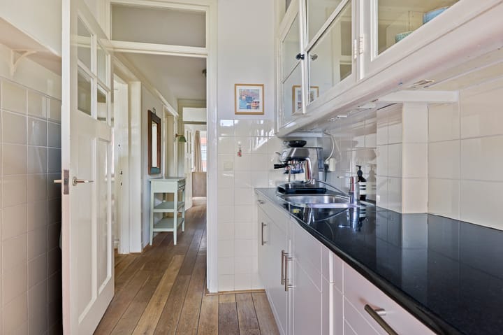 Photo 15 of Deurloostraat 121-1