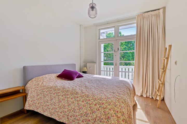 Photo 19 of Deurloostraat 121-1