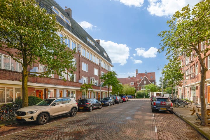 Photo 25 of Deurloostraat 121-1