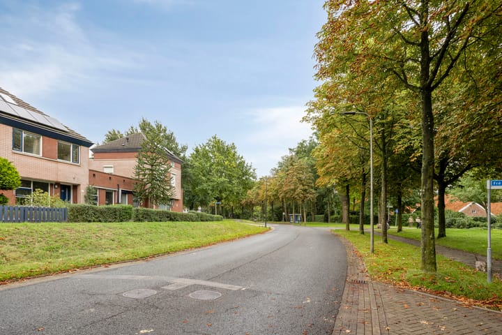 Foto 42 van Marie de Roodelaan 57