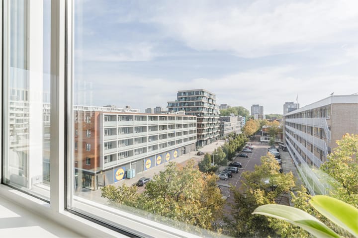 Foto 2 van Marius Bauerstraat 235-E3