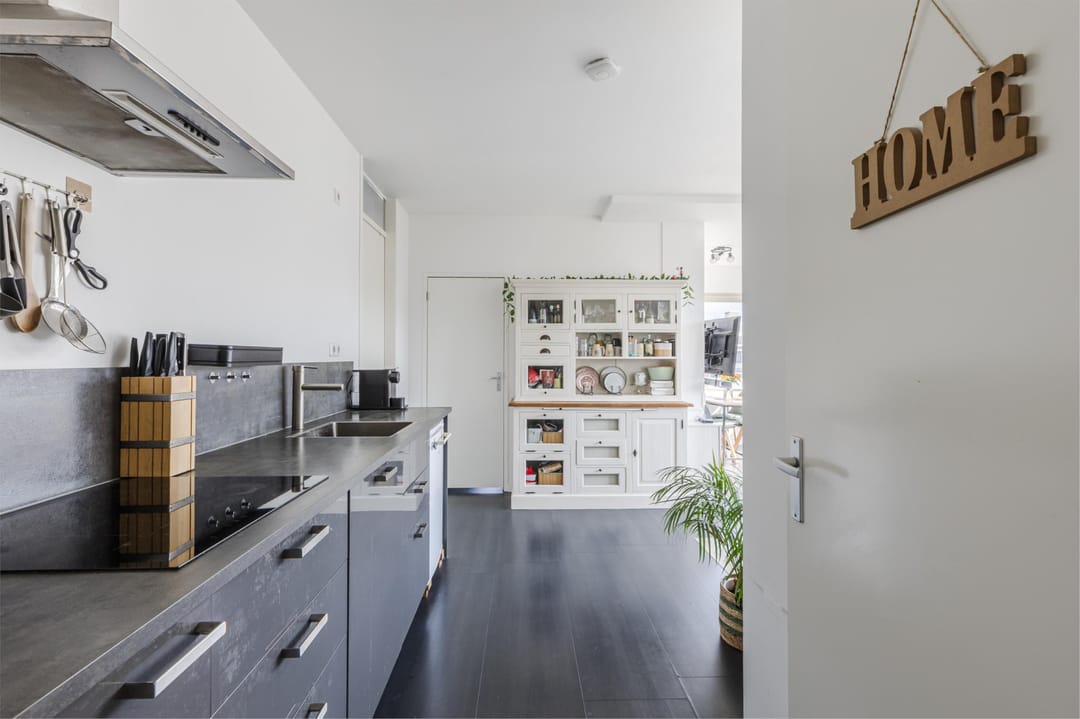 Photo 11 of Marius Bauerstraat 235-E3
