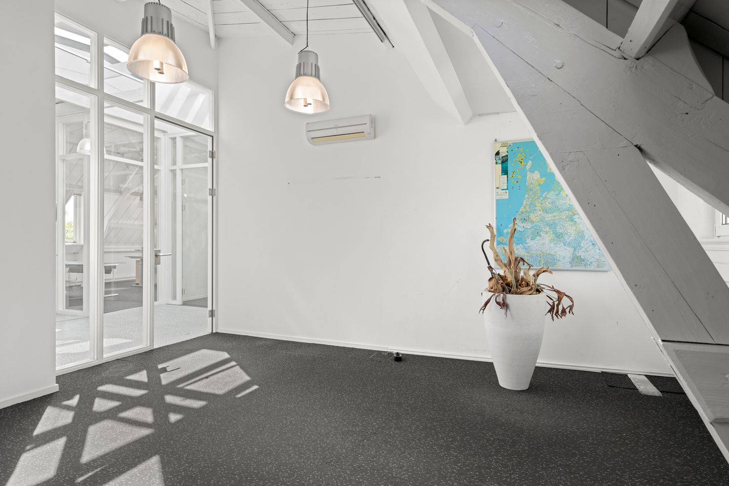 Bekijk foto 4 van Arnhemsestraatweg 8